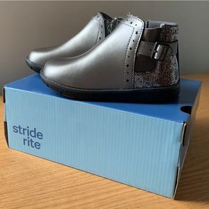 Stride rite toddler boots, silver, size 8, new with tags